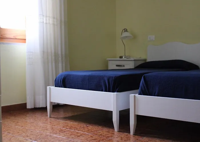 Murichessa Oda ve Kahvaltı Orosei