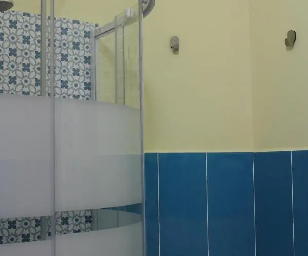 Murichessa Oda ve Kahvaltı Orosei